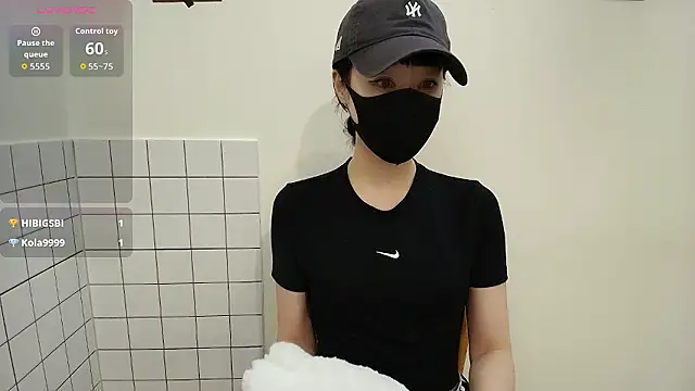 sexyjoy95 online show from June 13, 1:19 pm