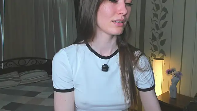 JulissaLipoma online show from May 17, 10:36 am