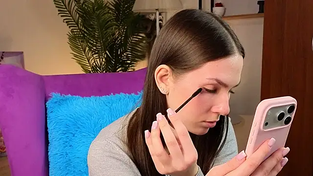 CoralieWillock online show from March 21, 7:24 am