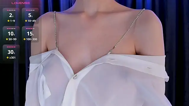 Emily Nelsonn online show from July 26, 6:26 pm