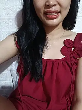 Akile80 online show from May 13, 3:18 pm