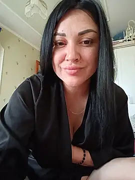 Elsie-Nora online show from July 7, 6:05 am