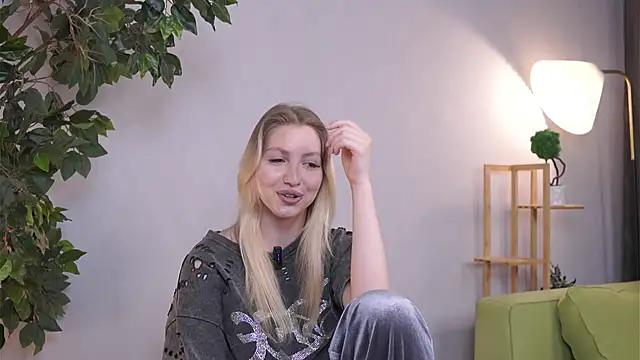 ShuLievens online show from March 24, 1:05 pm