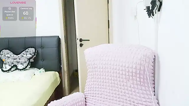 yueyue-99 online show from July 27, 2:25 pm