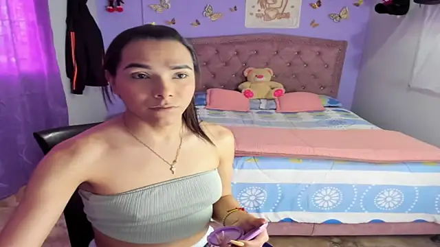 Sofia Hot Latina online show from July 25, 10:28 pm