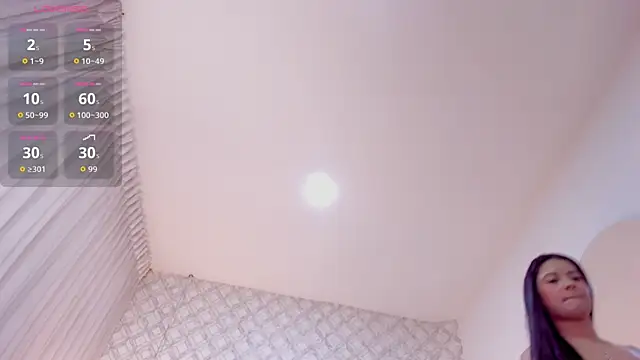 zoejenner  online show from May 26, 8:41 pm