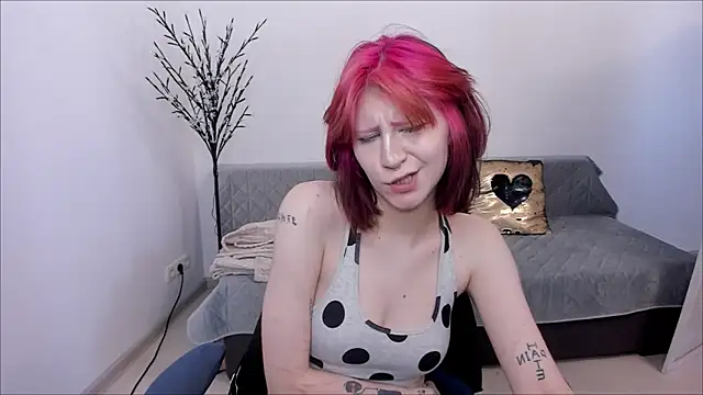 Frau Emma online show from May 17, 10:36 am