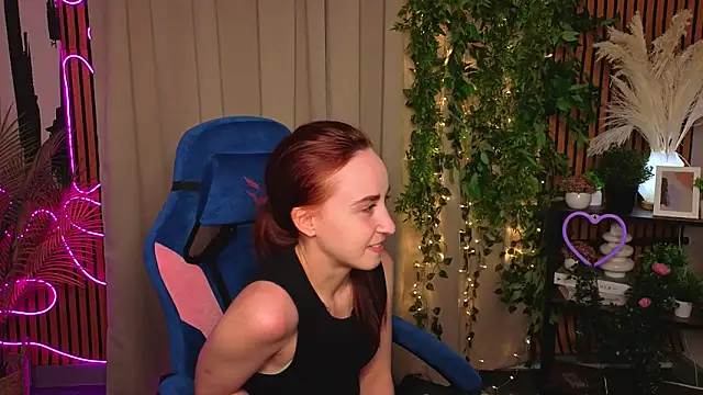 KathrynCanpbell online show from March 26, 6:37 am