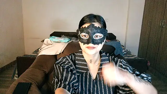 Punjabi baddie  online show from May 28, 7:34 pm