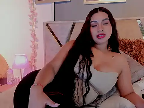 Mrs Daniels online show from May 28, 2:31 am