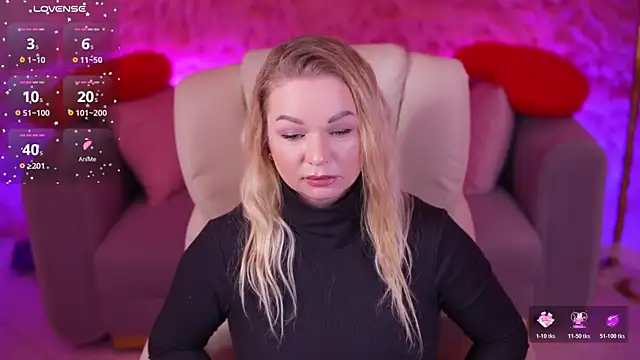 JuliaBlond online show from March 19, 3:38 pm