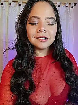ROUSSE SINCLAIR online show from July 3, 9:21 pm