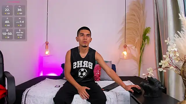 your d0ll1 online show from May 30, 1:53 pm