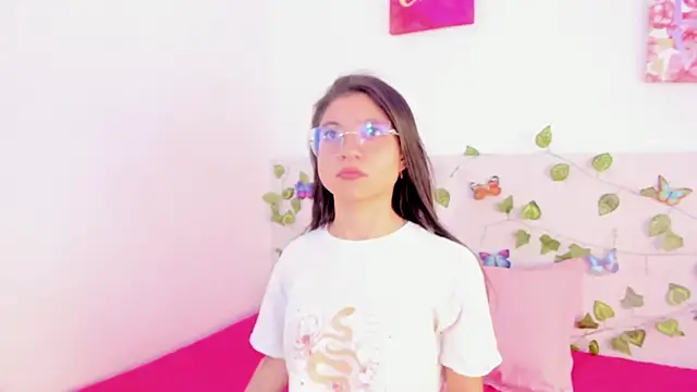 LindaCatalina  online show from July 28, 12:48 pm