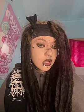 darlingvicuous online show from July 24, 8:06 pm