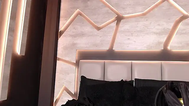 YourFeetFantasy online show from March 24, 9:09 pm