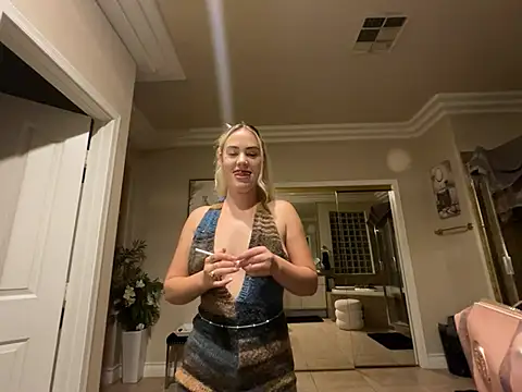 whitechocolate100M online show from July 30, 6:03 am