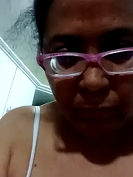sexymomsn online show from May 31, 11:49 am