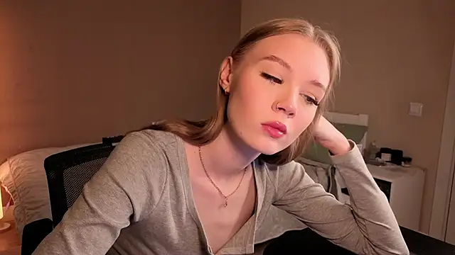 Sellina moon online show from April 30, 1:22 am