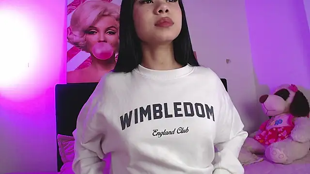Miia coollins online show from May 18, 3:40 pm