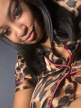 brilove22 online show from May 28, 10:02 am