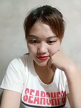 meg 06 online show from May 21, 5:11 pm