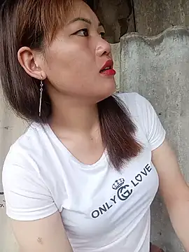 meg 06 online show from May 19, 3:57 am