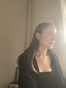 Mary Smitty online show from March 25, 4:39 am