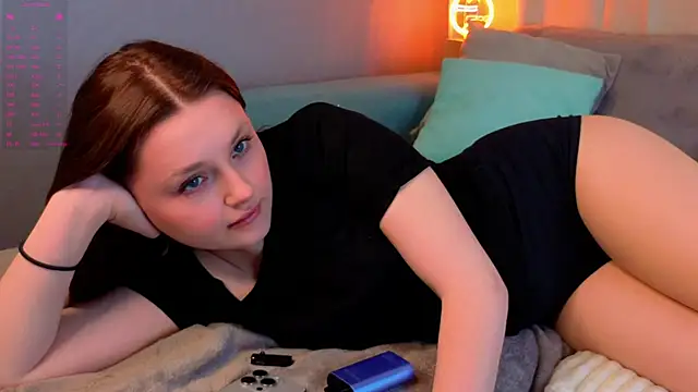 LorriMonz online show from May 20, 1:57 am