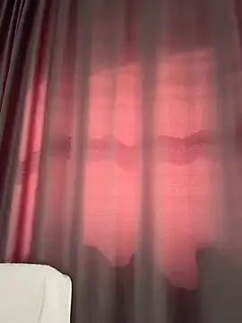 OlyviaDelight online show from July 9, 1:24 pm