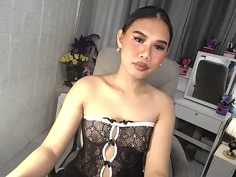 Yourgorgeousmarge online show from May 22, 2:42 am