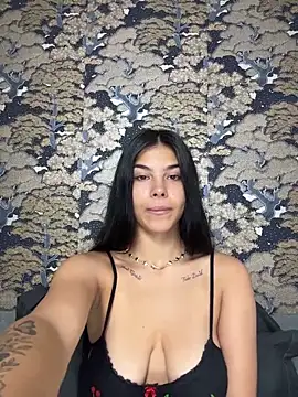 Crissdesire online show from July 28, 3:21 pm
