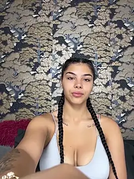 Crissdesire online show from July 25, 3:41 pm