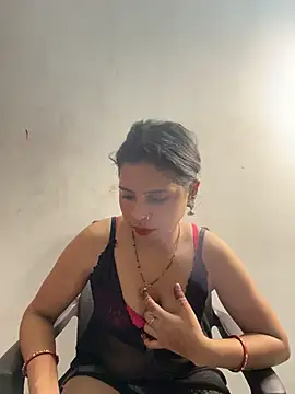 hornysofiya online show from July 18, 8:11 pm