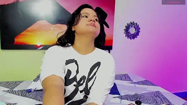 natasha adam21 online show from June 6, 2:29 am