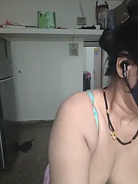 HeartlessGirl online show from May 15, 12:19 pm
