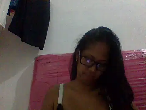 Karen La Flaca online show from June 16, 2:12 am