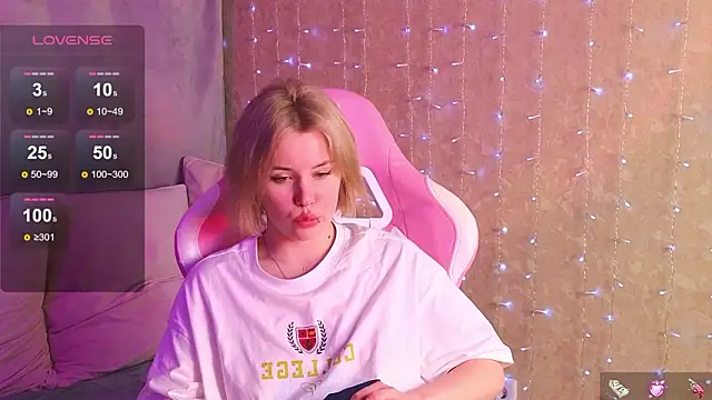 MelissaAvis online show from March 26, 9:33 am