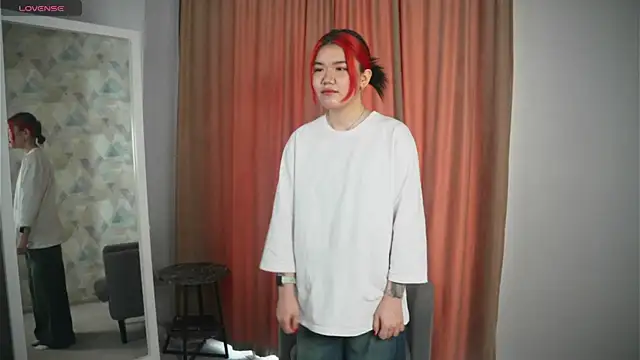 DedeBattey online show from March 29, 4:11 am