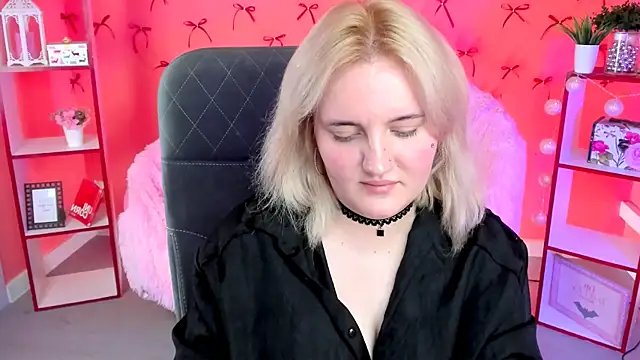 KathyBriggs online show from May 24, 6:01 am
