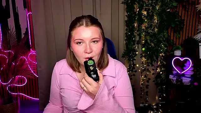 PettyRogers online show from April 7, 1:46 pm