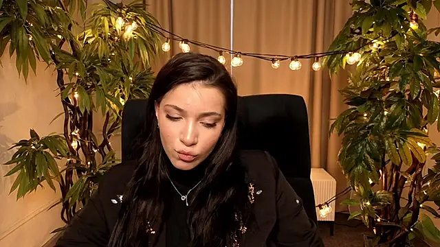 AnnaWillyams online show from March 26, 1:13 pm