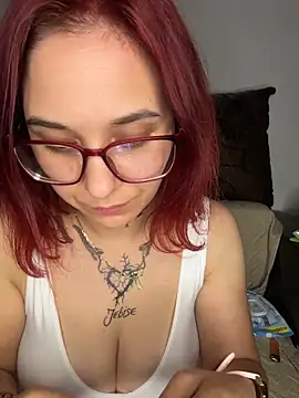 jebise23 online show from May 28, 8:18 pm