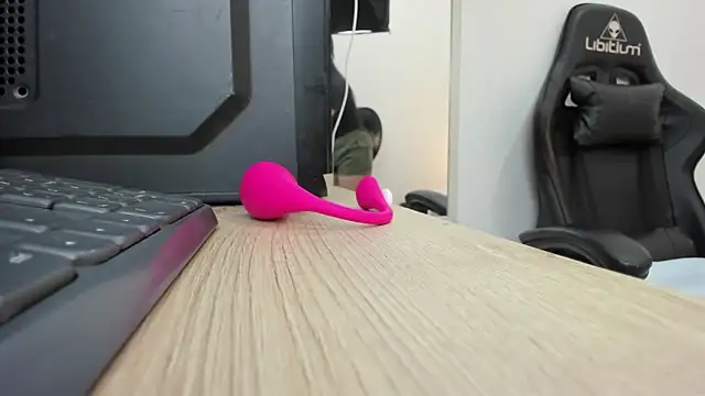 tomie 666 online show from March 26, 8:10 pm