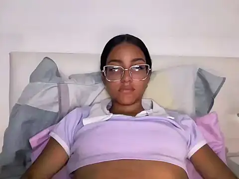 Reinita19 online show from April 26, 2:59 pm