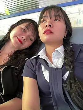 Naked-xx online show from May 19, 5:03 am