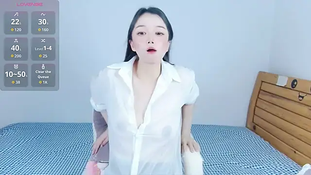 amihuang online show from June 3, 12:06 pm