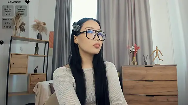 Amai Tsumi online show from June 13, 7:17 am