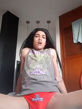 candylira31 online show from April 3, 11:41 am