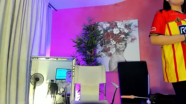 LexyNova  online show from May 21, 2:48 pm